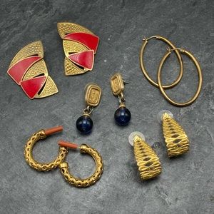 PIERCED Vintage women’s bundle 5x pairs earrings gold enamel hoops